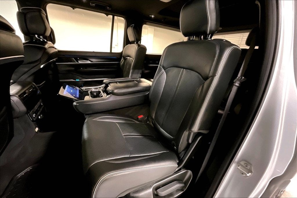 2024 Jeep Grand Wagoneer Series II