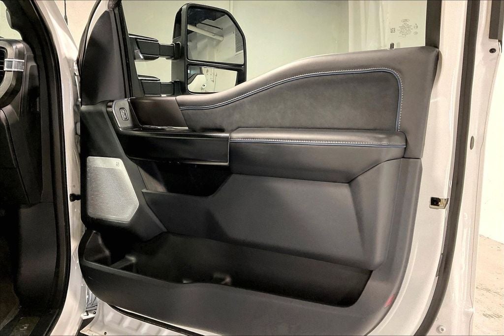 2026 Ford F-350SD Platinum DRW