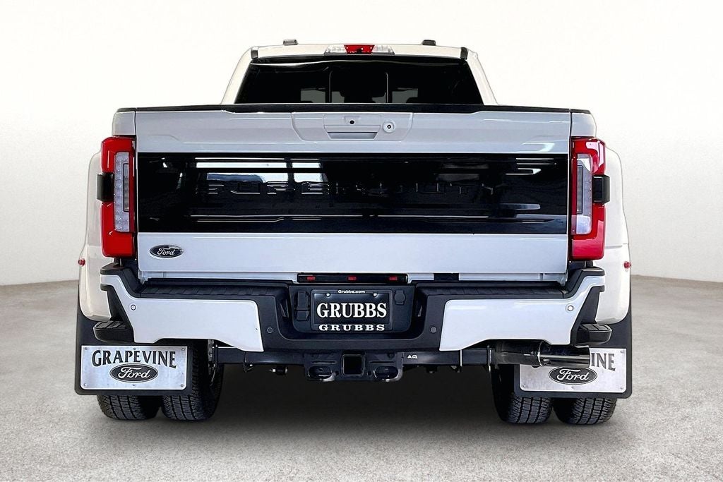 2026 Ford F-350SD Platinum DRW