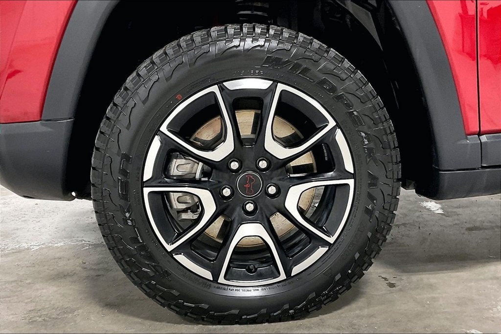 2025 Jeep Compass Trailhawk