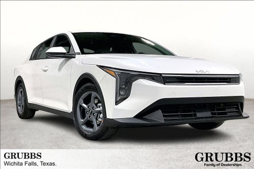 2025 Kia K4 LXS