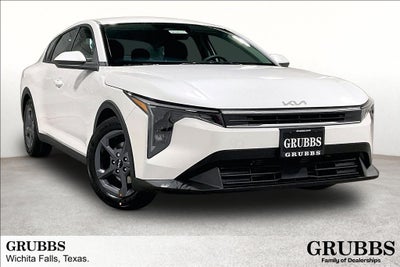 2026 Kia K4 LXS