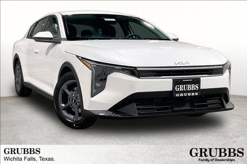 2026 Kia K4 LXS