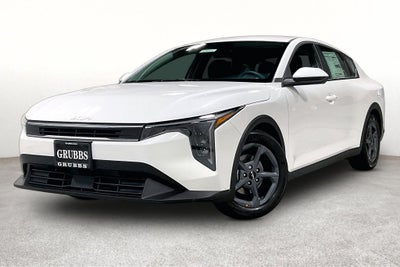 2026 Kia K4 LXS