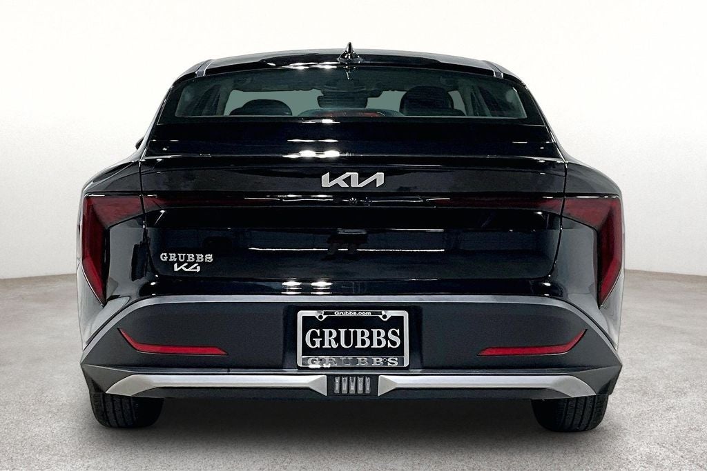 2026 Kia K4 LX