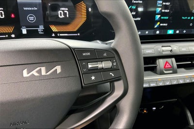 2026 Kia K4 LX