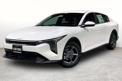 2026 Kia K4 LXS