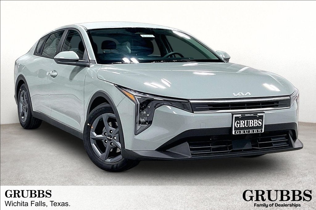 2027 Kia K4 LXS
