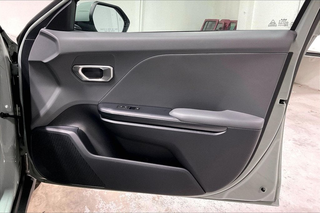 2027 Kia K4 LXS