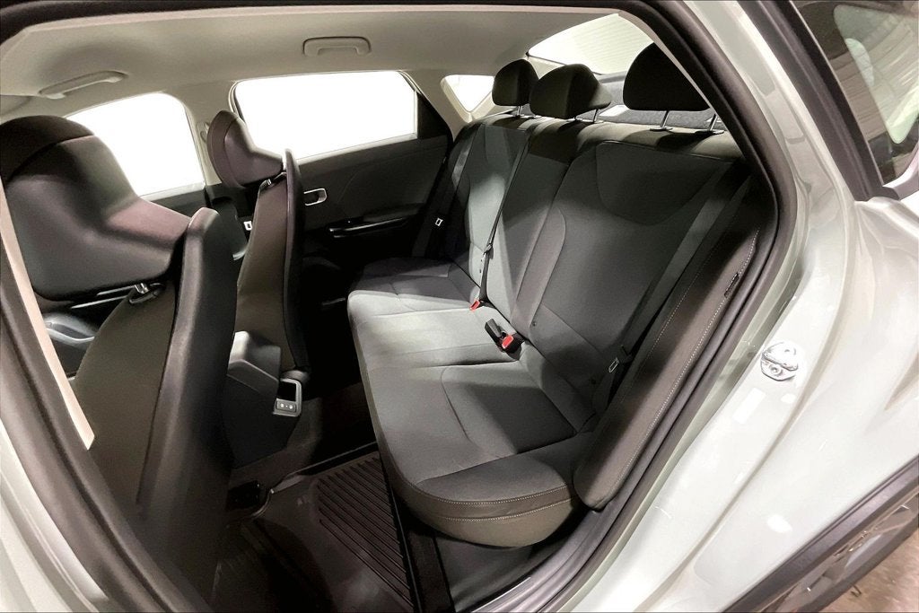2027 Kia K4 LXS