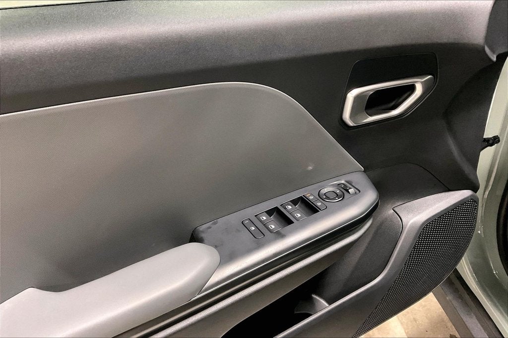 2027 Kia K4 LXS