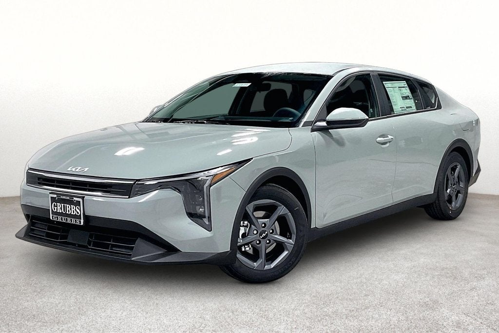 2027 Kia K4 LXS