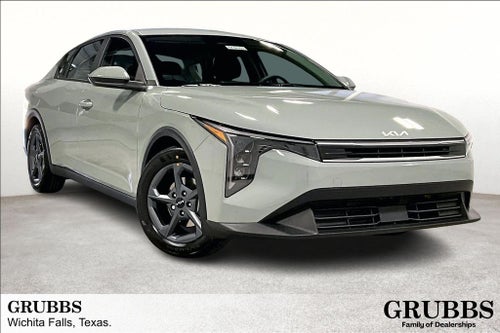 2026 Kia K4 LXS