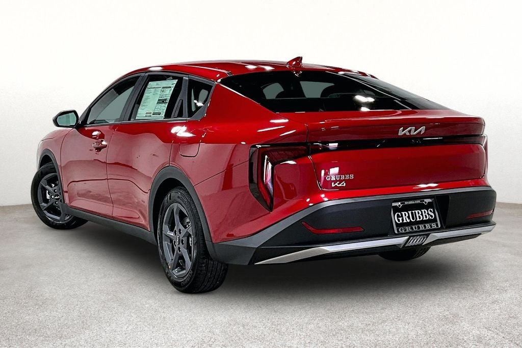 2026 Kia K4 LX