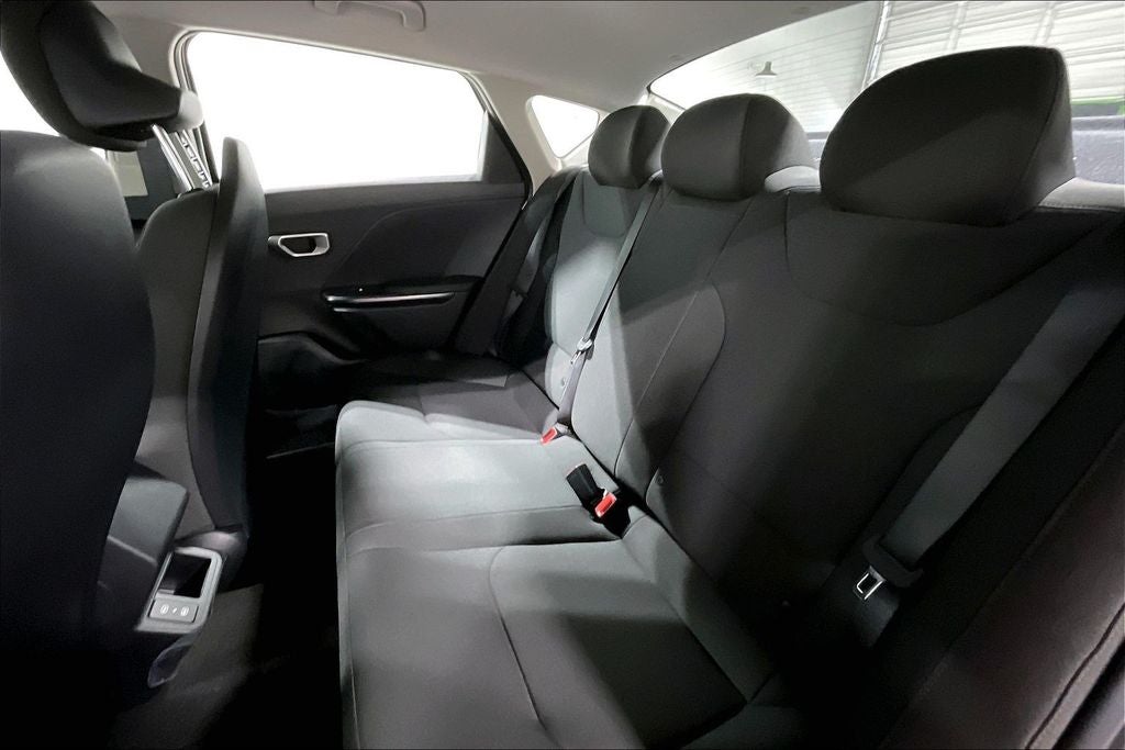 2026 Kia K4 LX