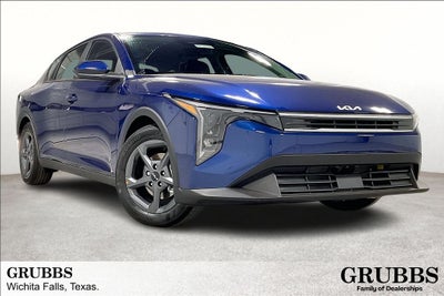 2026 Kia K4 LXS