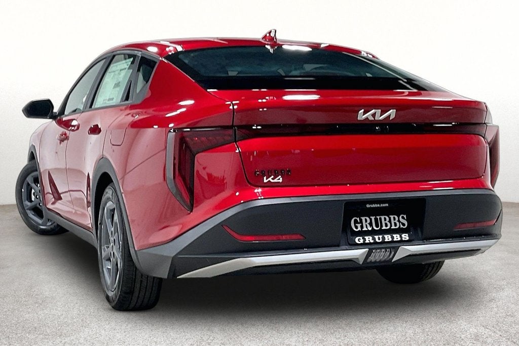 2026 Kia K4 LXS