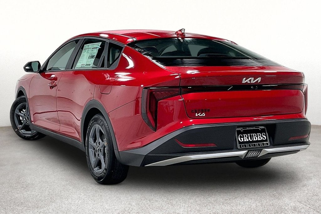 2027 Kia K4 LXS