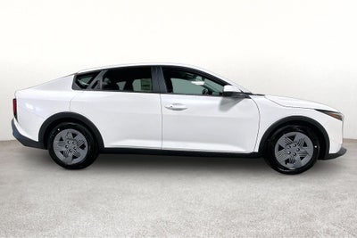 2026 Kia K4 LX