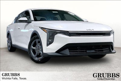 2026 Kia K4 LXS
