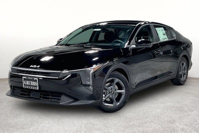 2027 Kia K4 LXS