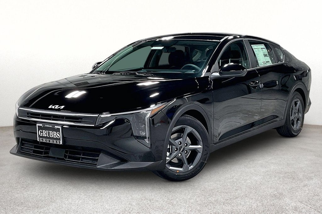 2027 Kia K4 LXS