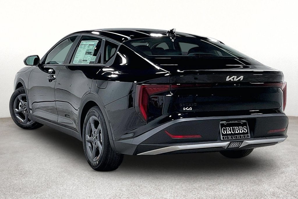 2027 Kia K4 LXS