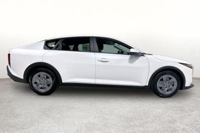 2026 Kia K4 LX