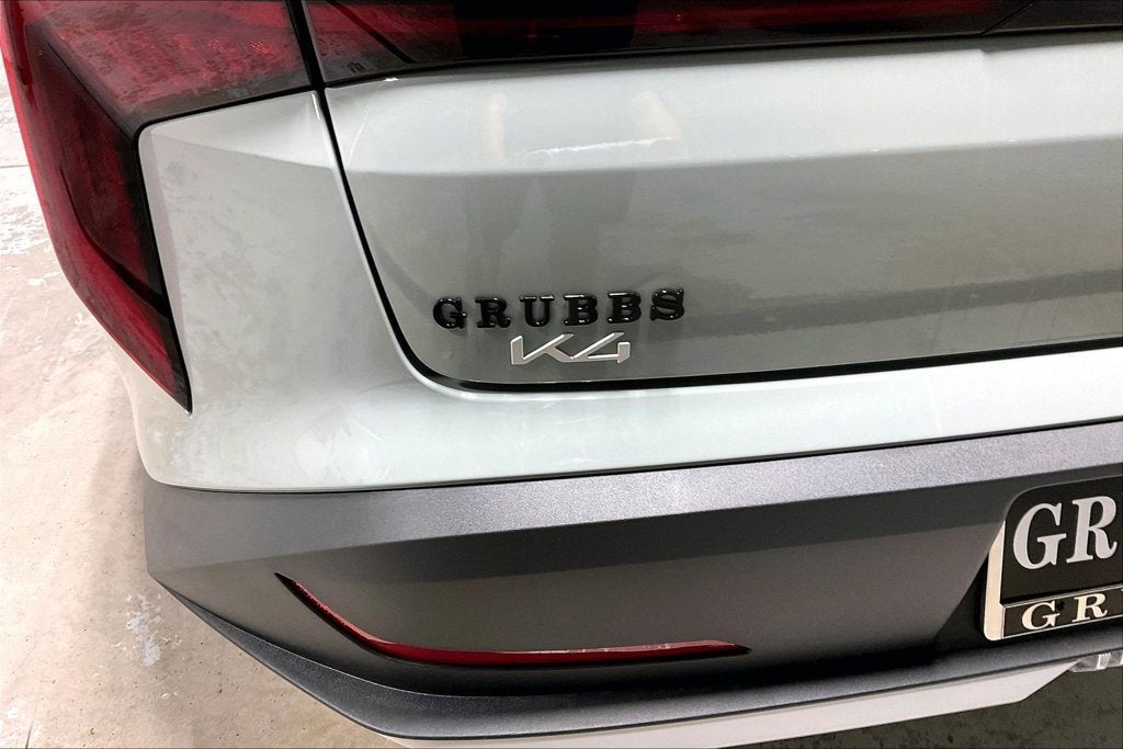 2026 Kia K4 LXS