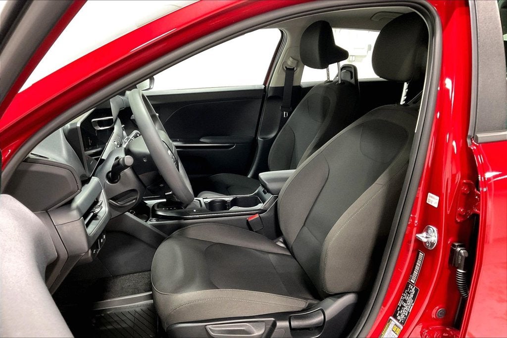 2027 Kia K4 LXS