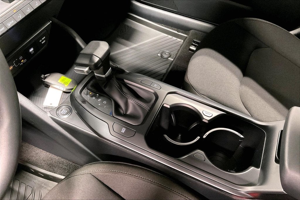 2027 Kia K4 LXS
