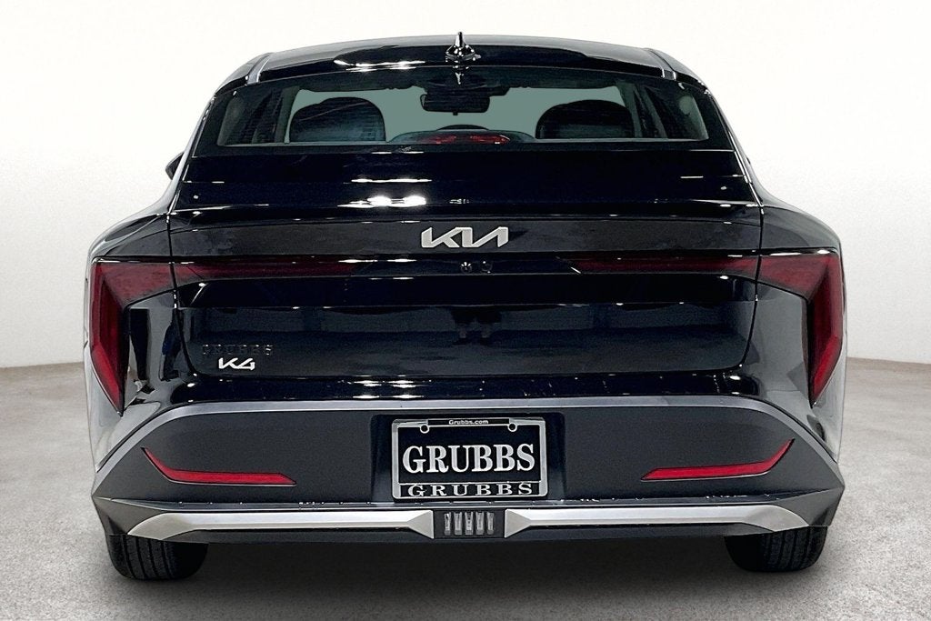 2027 Kia K4 LXS