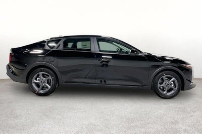 2027 Kia K4 LXS