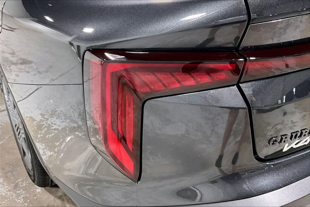 2027 Kia K4 LX