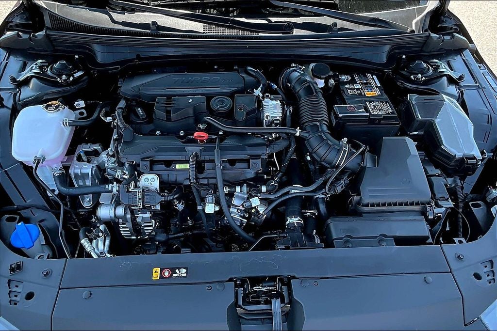 2025 Kia K4 GT-Line Turbo