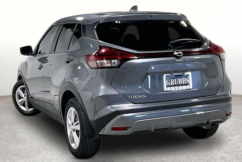 2024 Nissan Kicks S