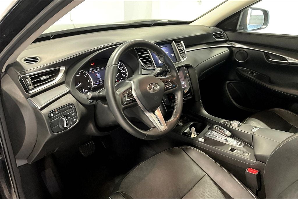 2024 INFINITI QX50 LUXE