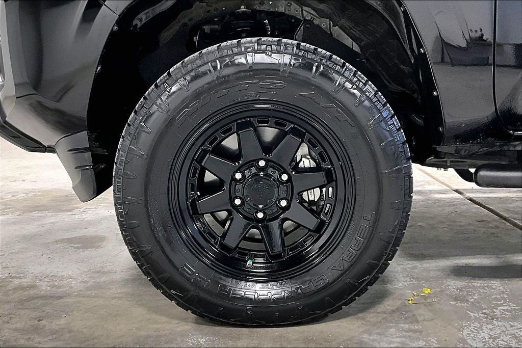 2023 Toyota Tacoma SR V6