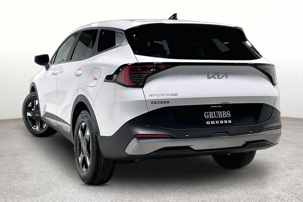 2027 Kia Sportage LX
