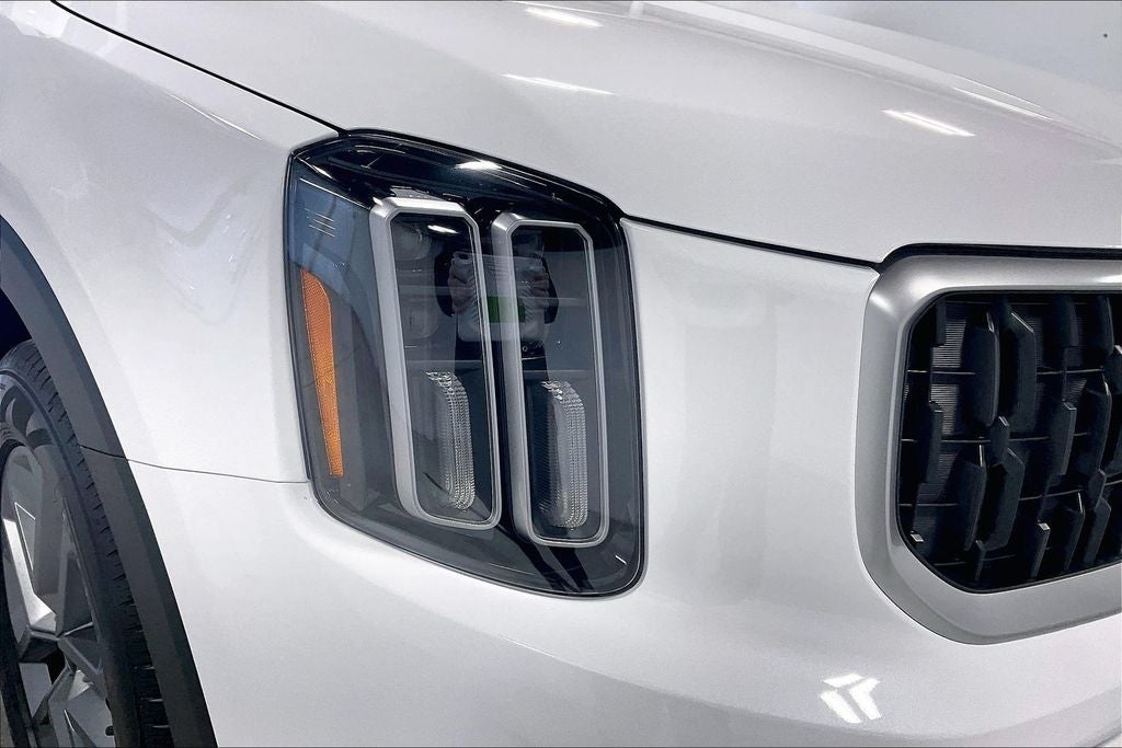 2025 Kia Telluride LX