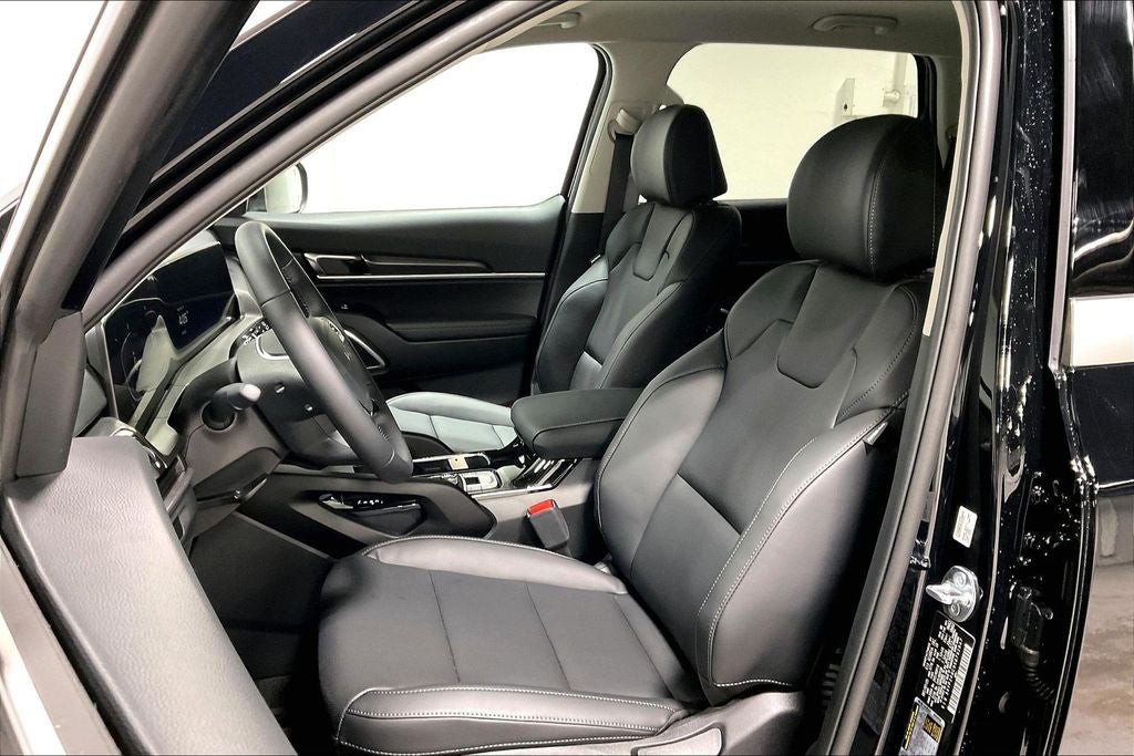 2025 Kia Telluride LX