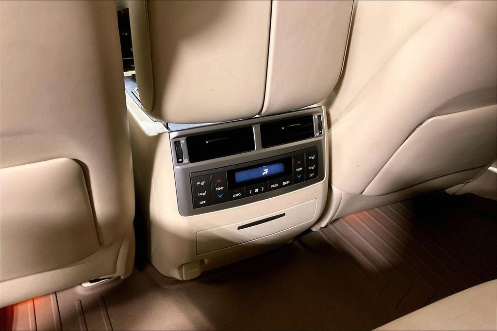 2013 Lexus LX 570