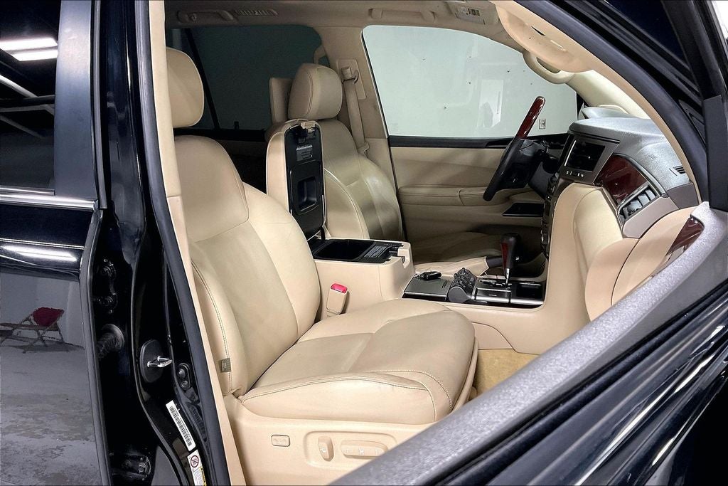 2013 Lexus LX 570