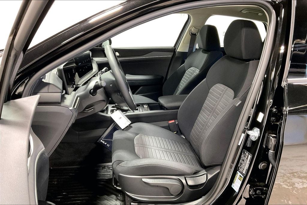 2026 Kia K5 LXS