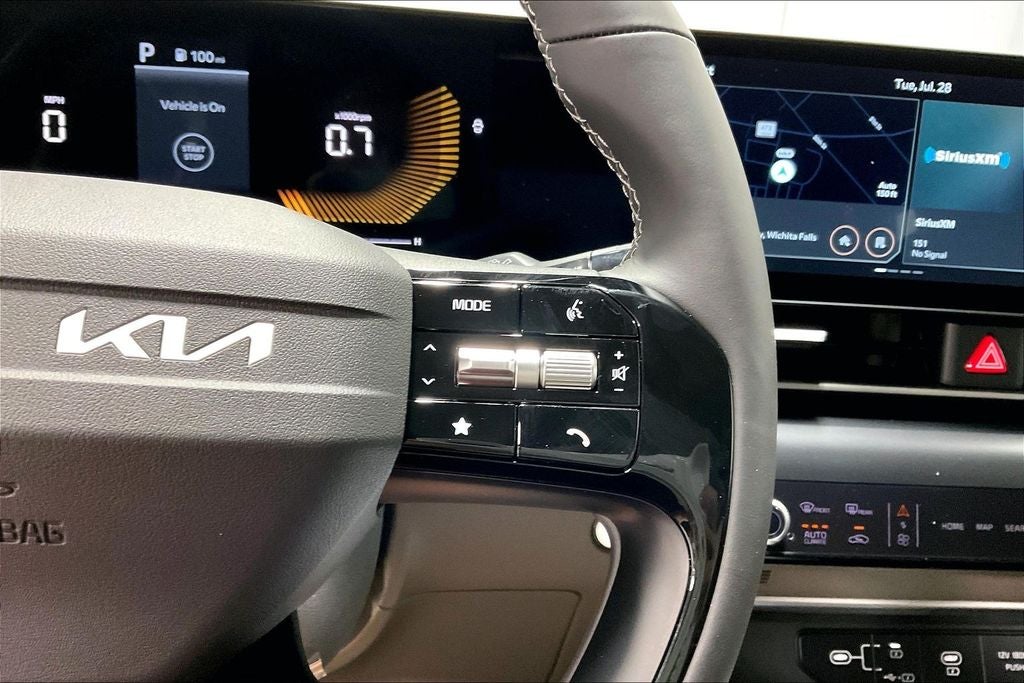2027 Kia Carnival LXS