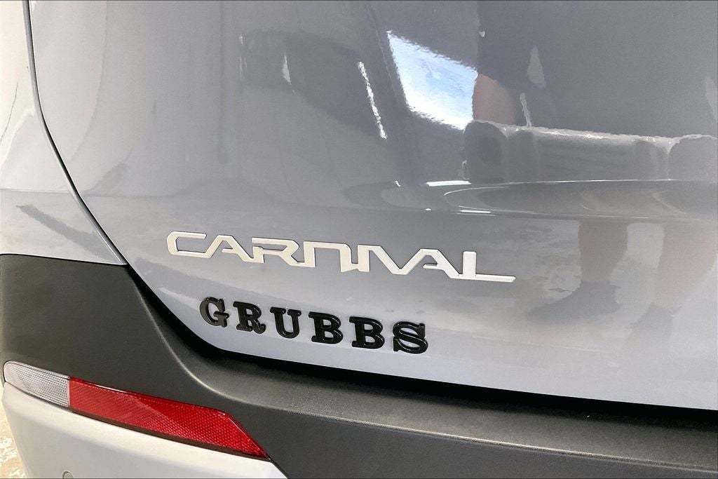 2027 Kia Carnival LXS