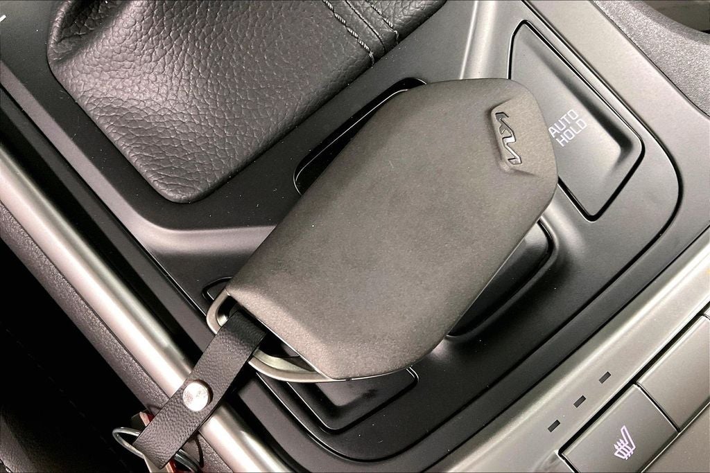 2027 Kia Carnival LXS