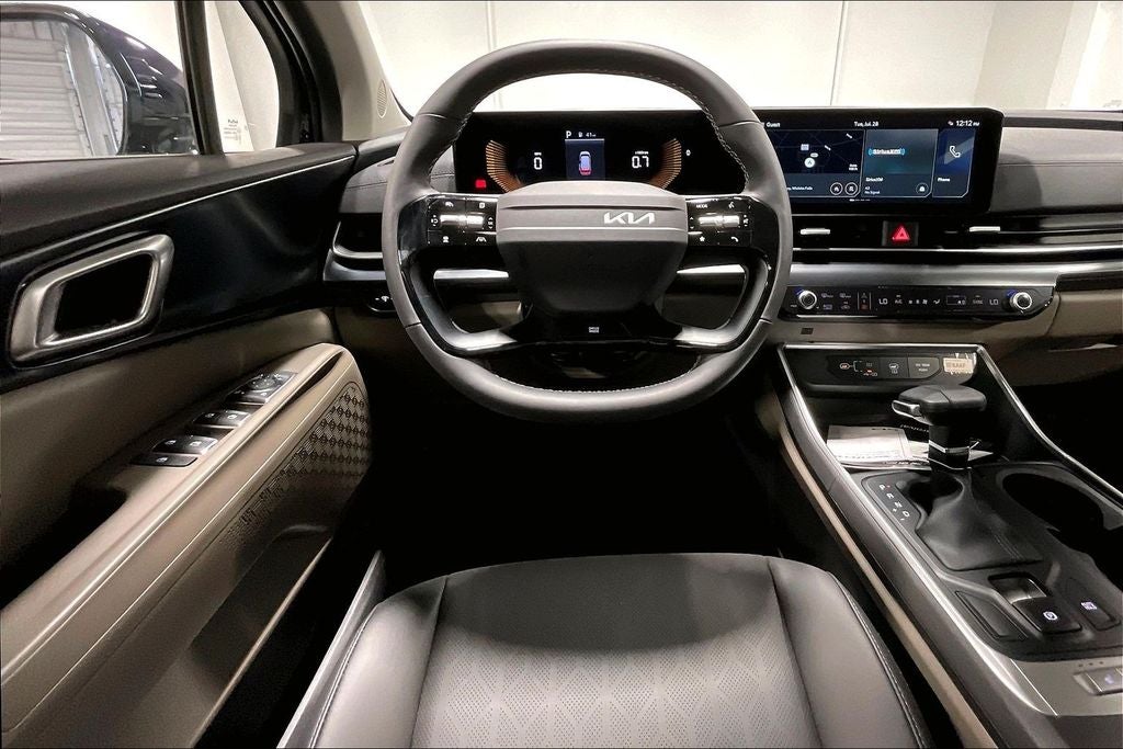 2027 Kia Carnival LXS
