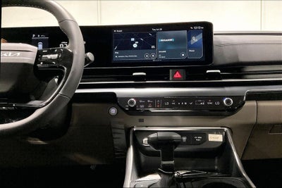 2027 Kia Carnival LXS