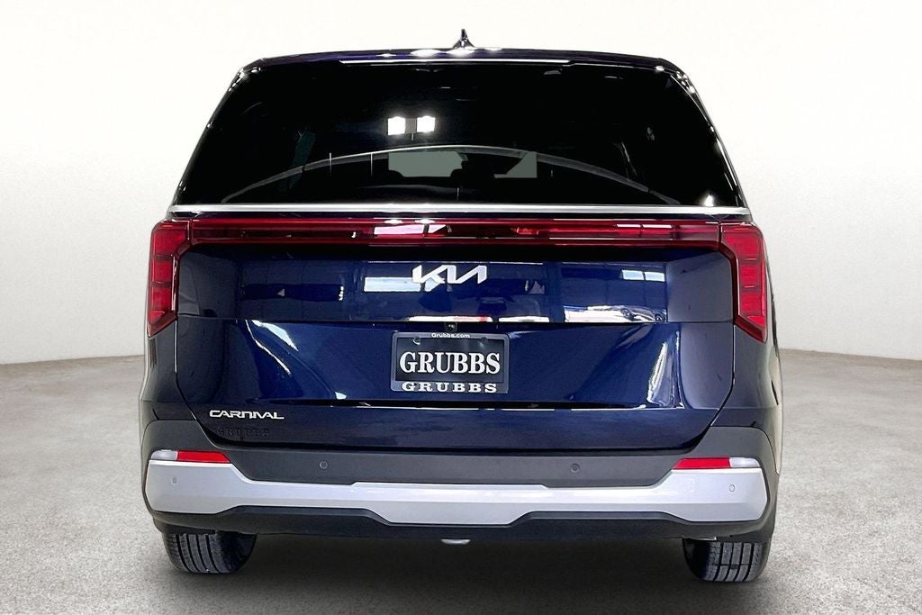 2027 Kia Carnival LXS